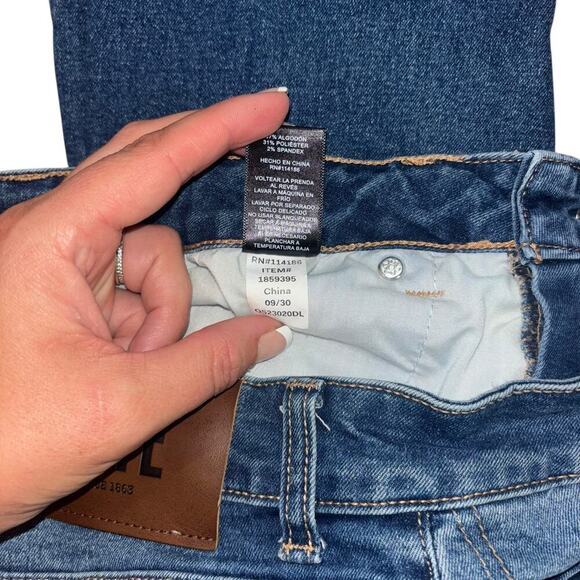Frye Straight Leg Crop Blue Jeans Women’s 27 Classic Casual Western Preppy Fall - Picture 9 of 14